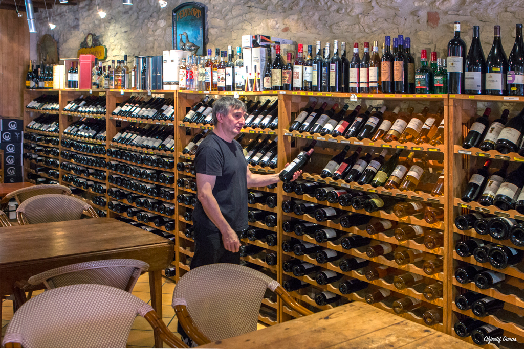 Chai et Rasade : Bar et cave à vins, tapas, glacier, épicerie fine et alcools